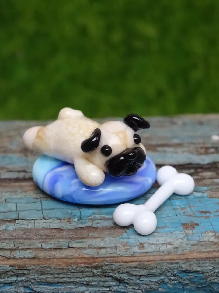 PUG GIFT Pug figurine Dog ornament Dog art Glass Dog decor Glass Pug art Pug statue Miniature animals Tiny glass animals Mother day gift