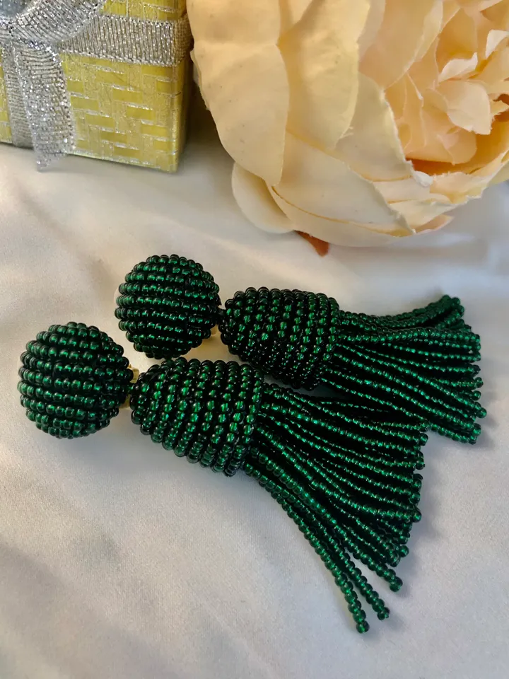 Short Tassel Beaded Earrings clip-on