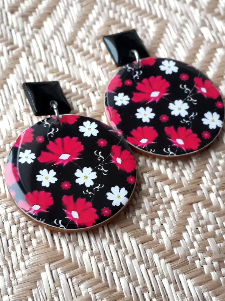 Flower Earrings, Round Wooden Earrings, Resin Statement Gipsy Earrings