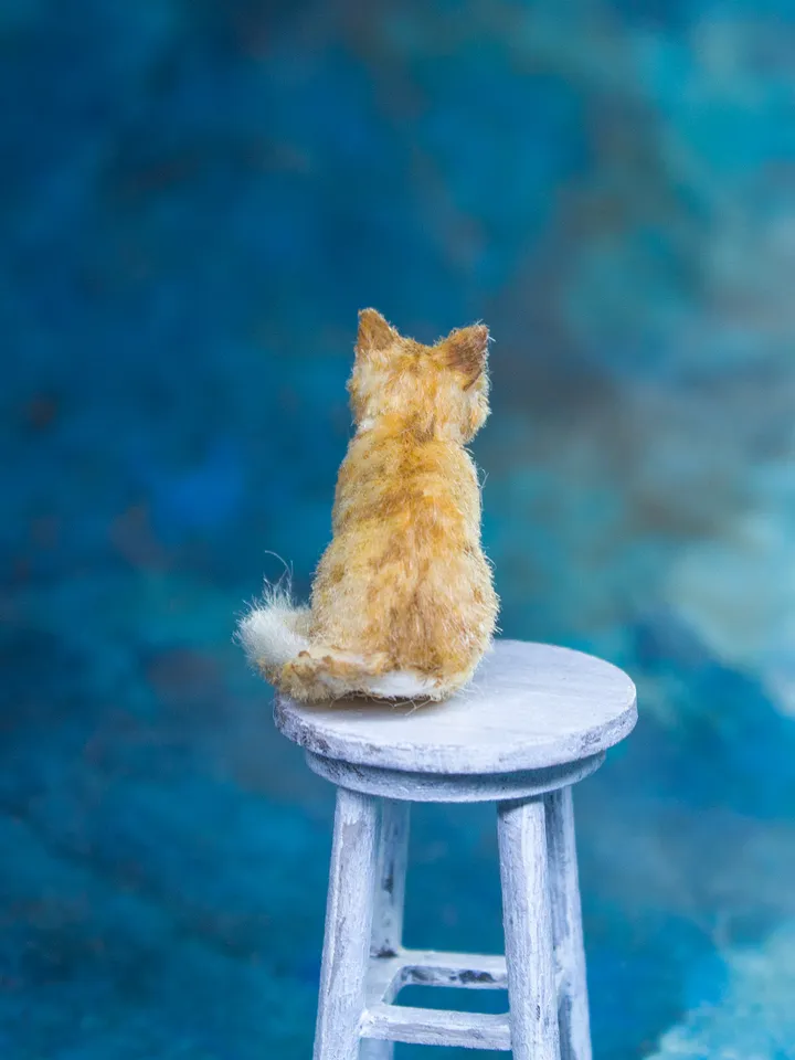 MINIATURE cat for dollhouse decoration