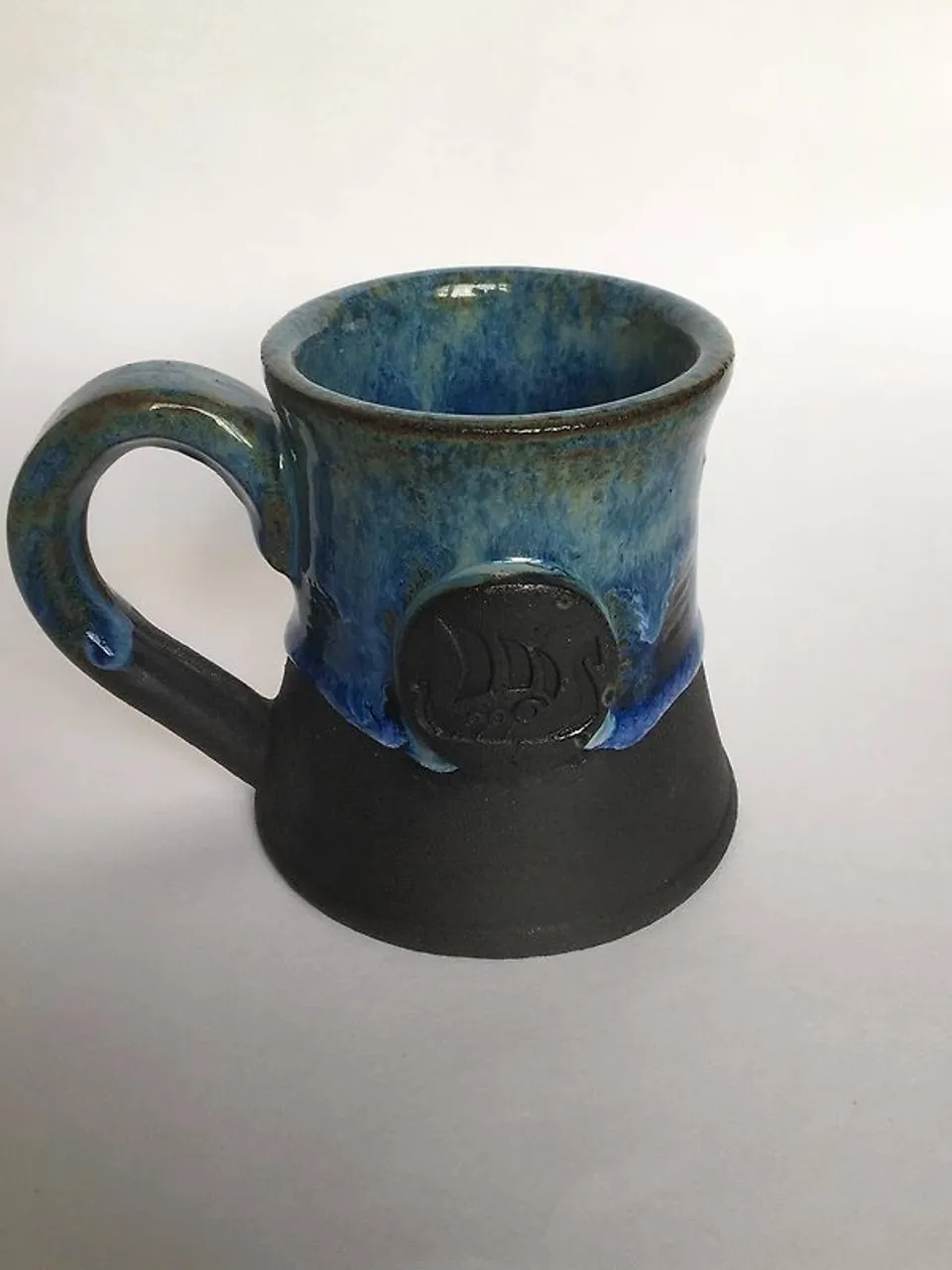 Drakkar viking ship black and blue dripping stoneware mug