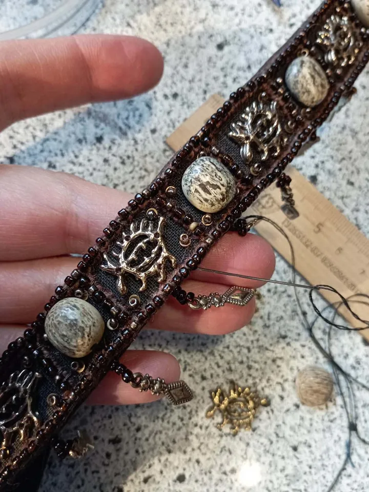"Beast-Mother" choker