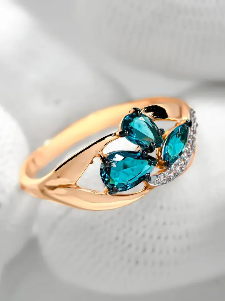 Ring Silver gold plated 925 assay value with London topaz