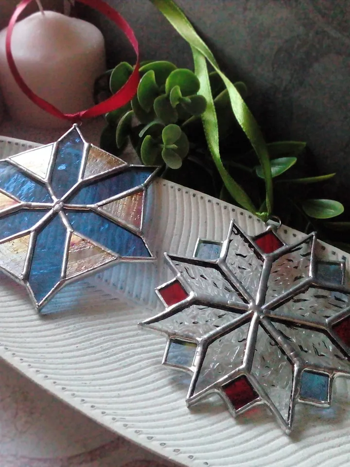Set of 2 snowflake suncatchers, christmas ornaments, simple stained glass, Christmas decorations, Xmas tree star