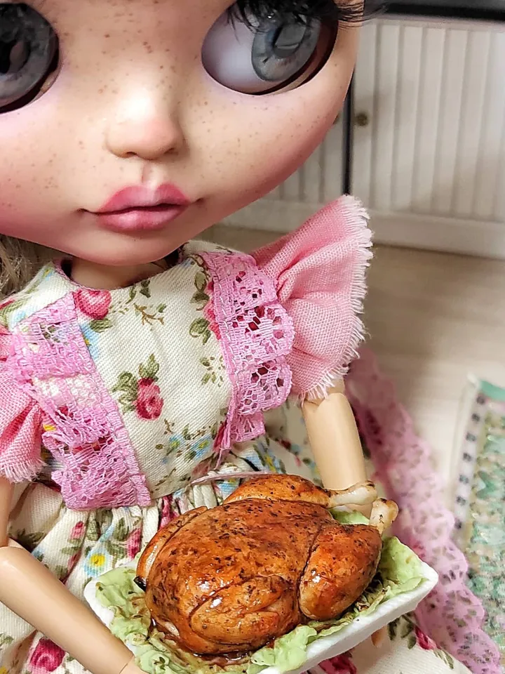 Mini food - miniature - food for dolls - Realistic meat dish for dolls and dollhouses - turkey for dolls - miniature