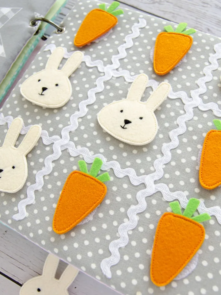 Quiet book page, Rabbit tic-tac-toe, PDF sewing pattern, SVG files