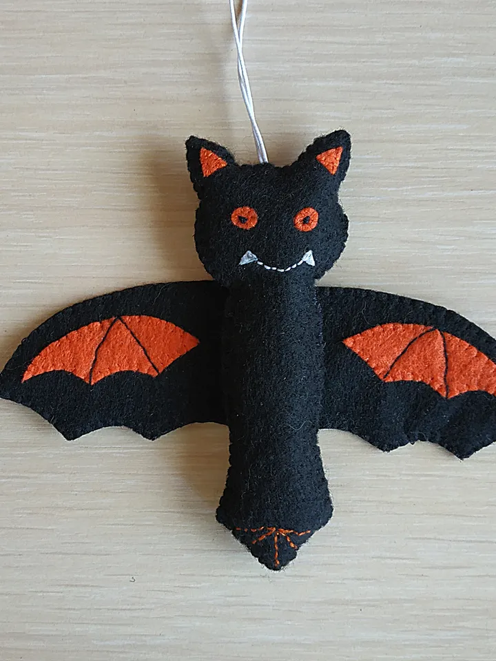 Halloween bat, bat ornament, Halloween ornament, Halloween décor, plush bat toy, Halloween gift, felt bat toy, Halloween decoration, autumn thanksgiving, baby room décor, felt animals toy