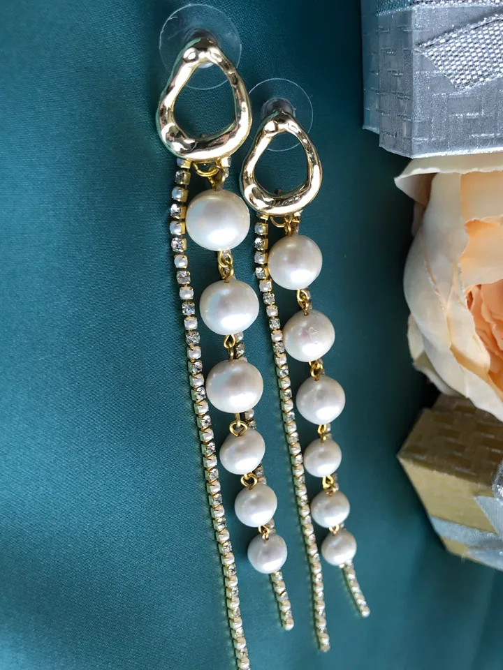 Natural Pearl Drop Earrings