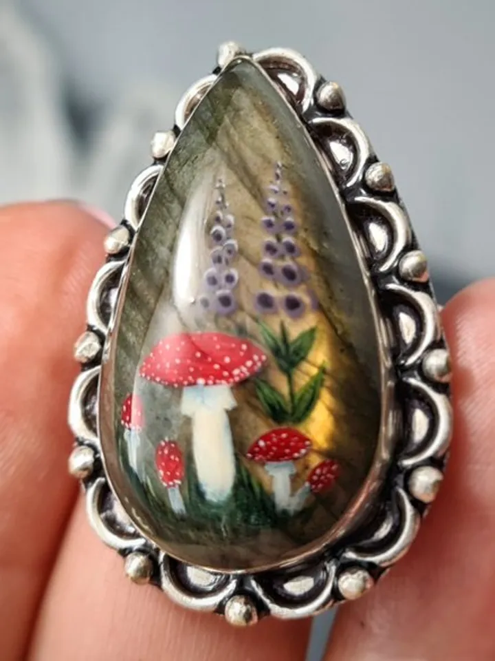 Labradorite ring Stone painting fly agaric Aaa large labradorite ring 飛木耳環