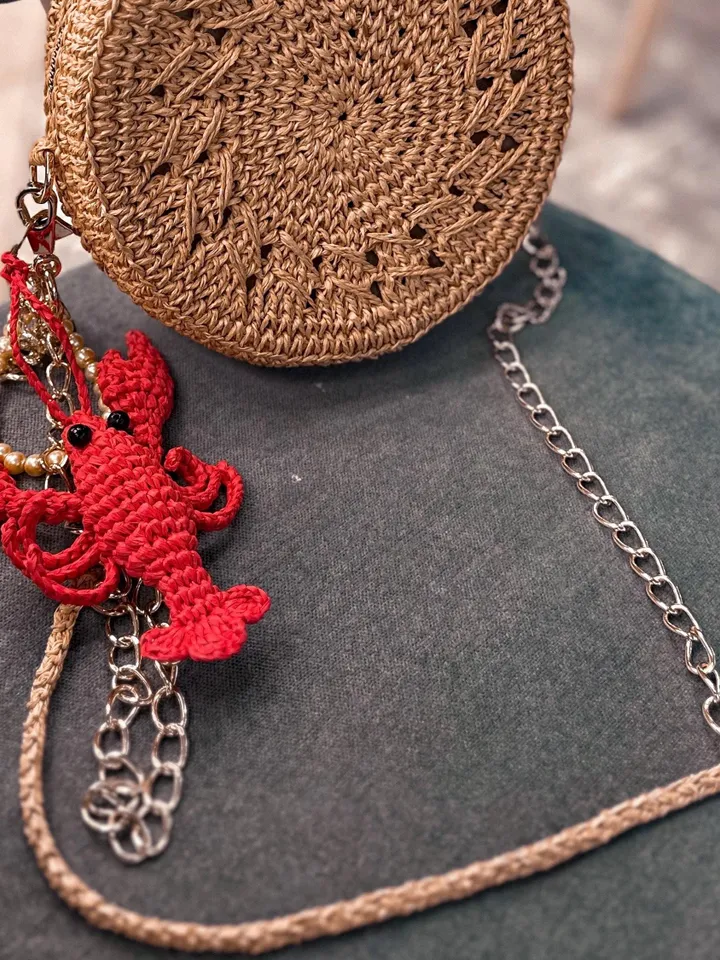 Crochet pattern lobster pendant digital instant download and video tutorial, bags charm, sea creature crochet, keychain ocean, fisherman