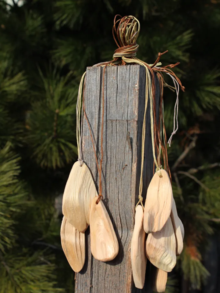 Cedrinka wooden pendant amulet cedar (health charm) 5-7cm (1.97-2.75 inches)