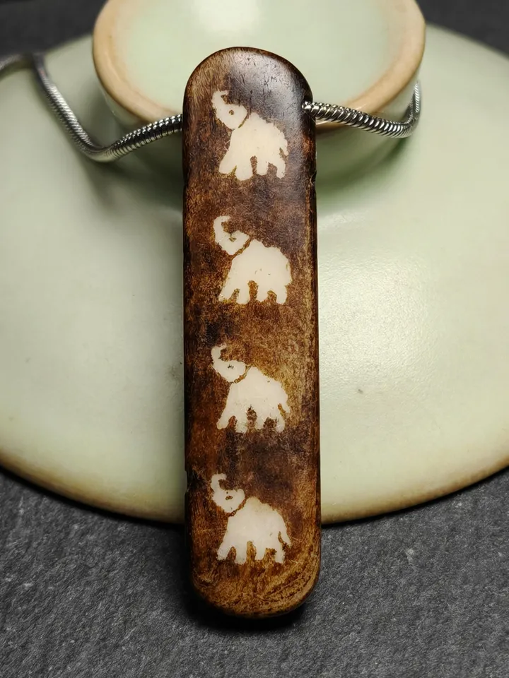 Mysterious Yak Bone Elephant Charm,Gandhanra Tibetan Buddhist Amulet Necklace,50 Years Old,51 × 12mm