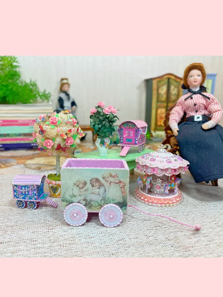 DIGITAL DOWNLOAD FOR PRINT. TUTORIAL.Video tutorial on creating a doll cart.1:12
