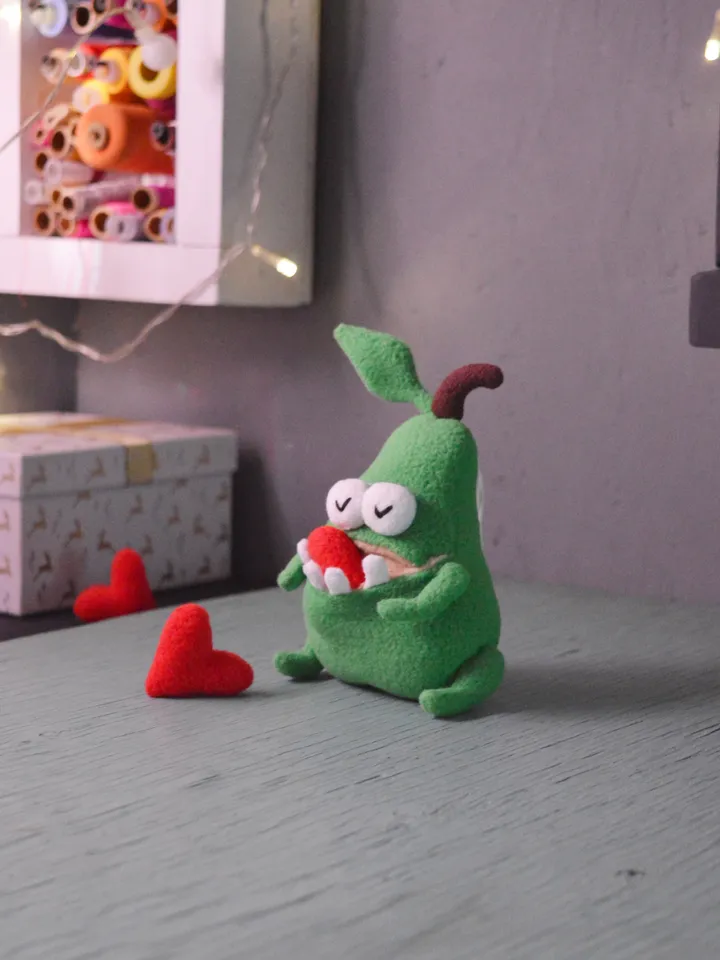 PDF Plush Toy Pattern – Fleece Pear Softie with Pocket Mouth