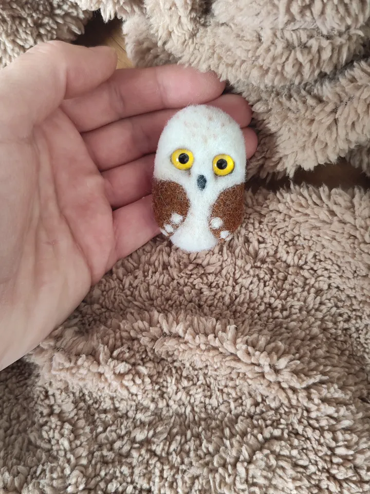 Handmade brooch Owl.