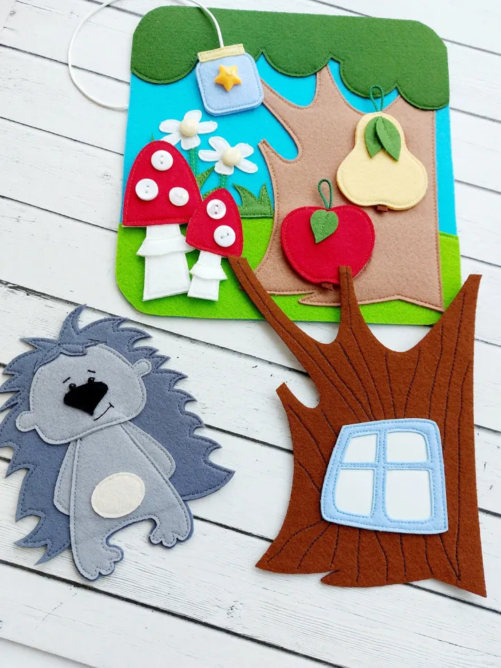 Educational tablets for studying the life of forest animals.