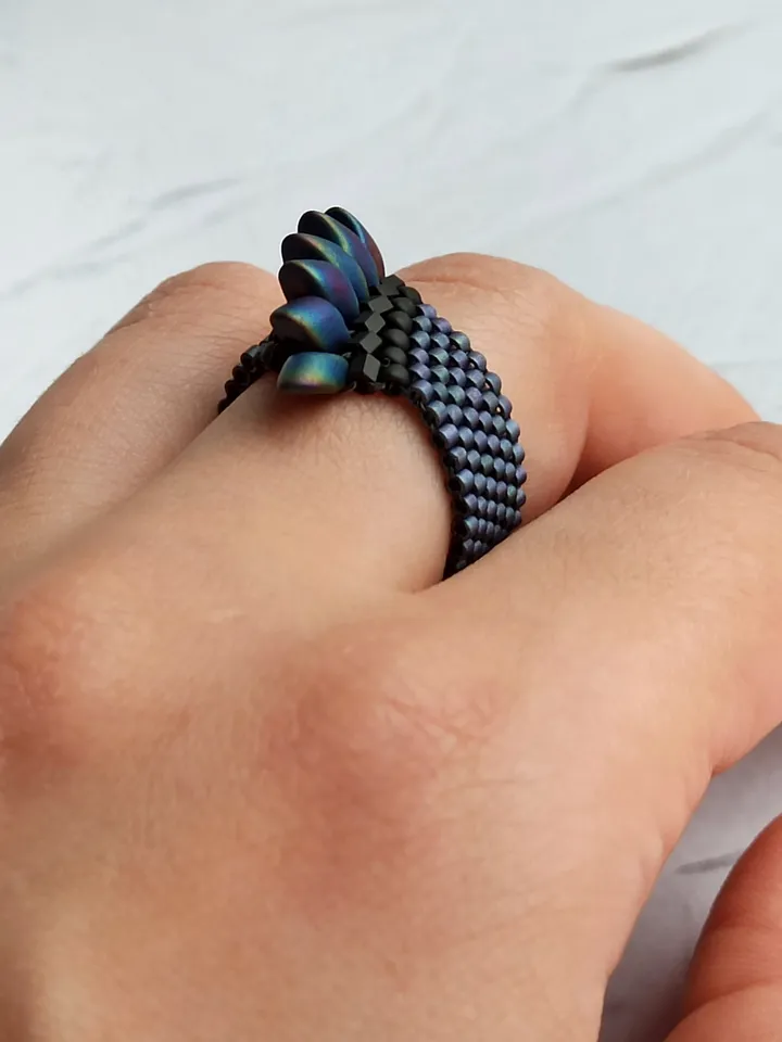 PDF tutorial - Beaded Dragon scales ring