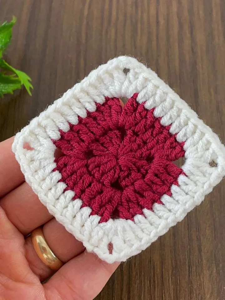 Two Color Solid Granny Square Crochet Pattern PDF for Beginners, Easy Crochet Motif Tutorial, DIY Blanket Patch, Instant Download Pattern