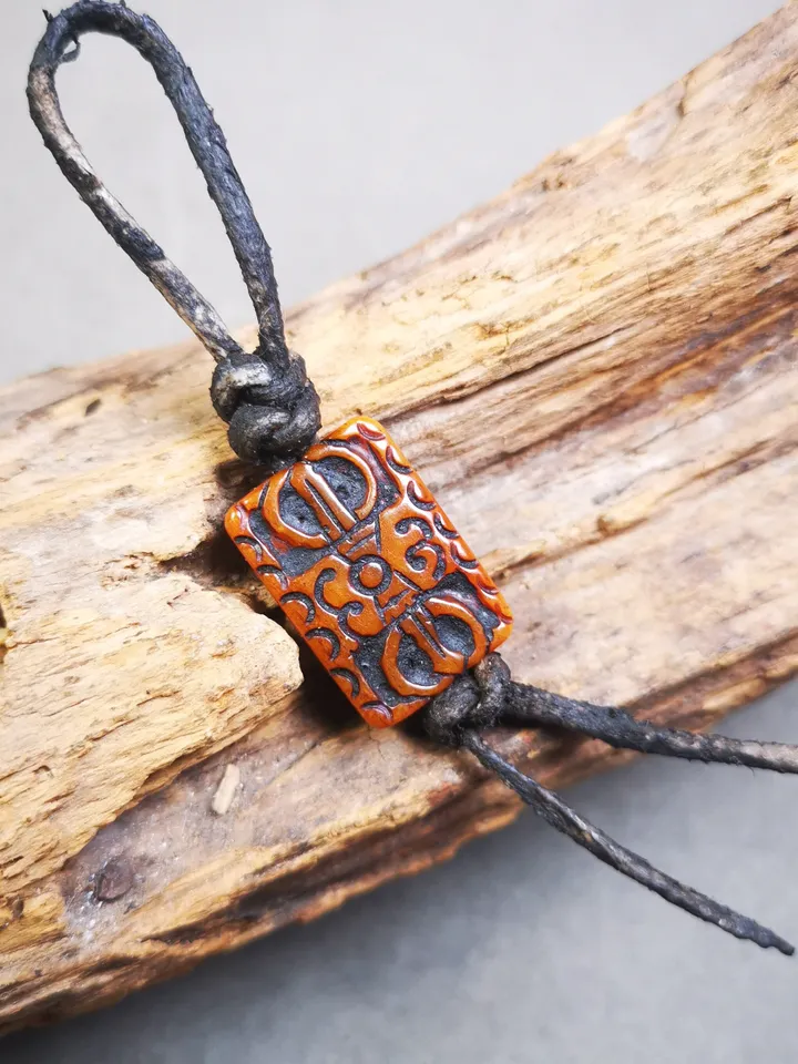 Gandhanra Tibetan Buddhism Vajra Pendant,Hand Carved Yak Bone Dorje Amulet