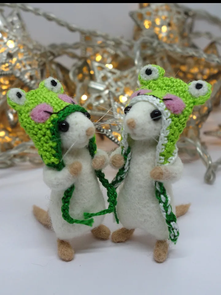 Charlie the mouse, miniature needle felted white mouse in a frog hat, made to order