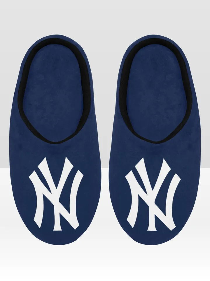 New York Yankees Slippers
