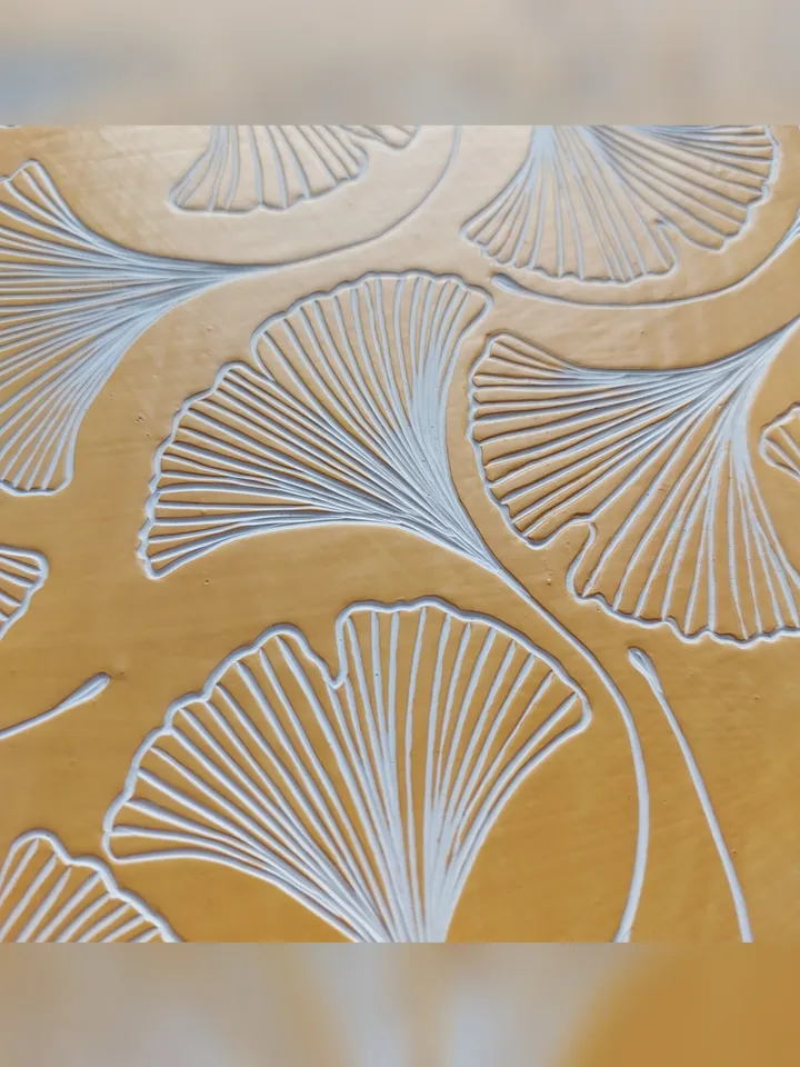 Ginkgo leaves. Paint carving. Diameter is 21.5 cm