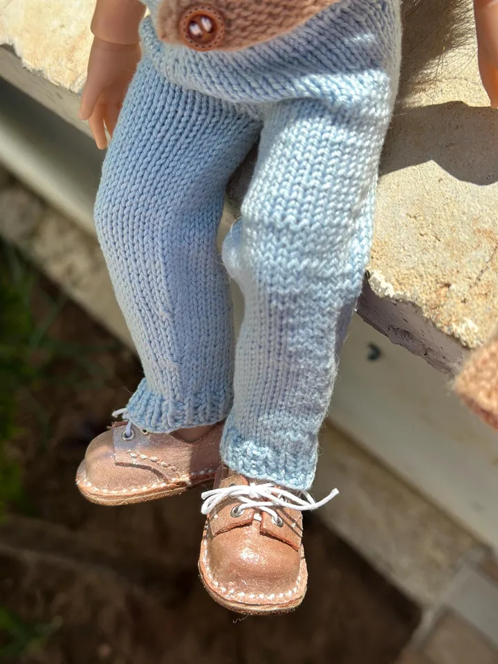 5 ITEMS Set: Cardigan, T-Shirt, Beret, Jeans, Shoes - Exclusive Handmade Outfit - Paola Reina Doll