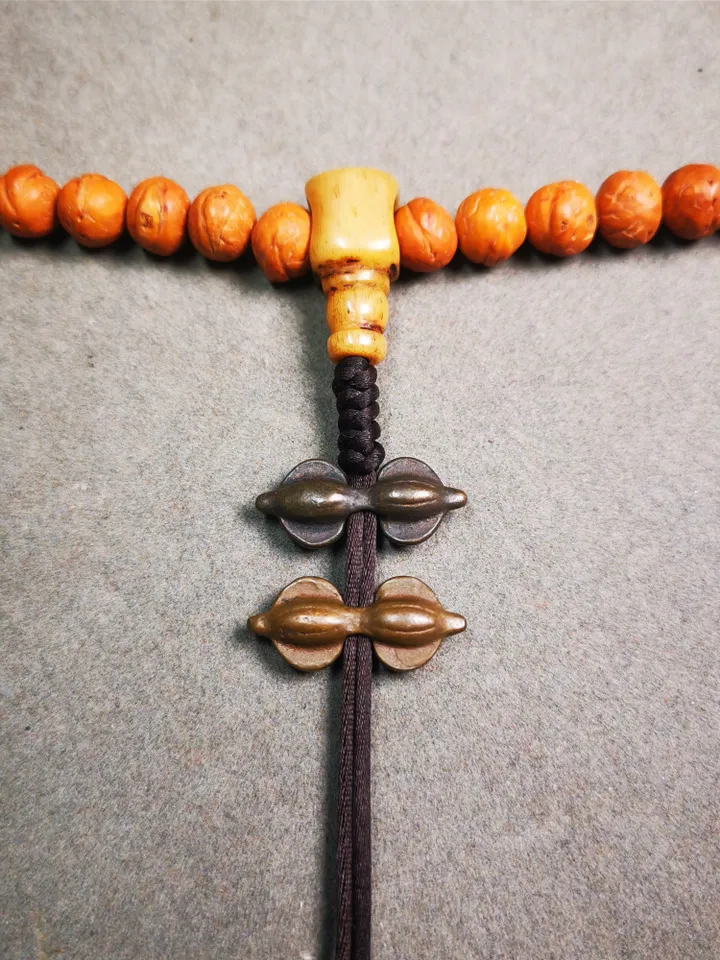 Gandhanra Handmade Tibetan Amulet,Vajra Pendant for Mala,Bag Hanging,Prayer Bead Accessories,0.88" × 0.36"