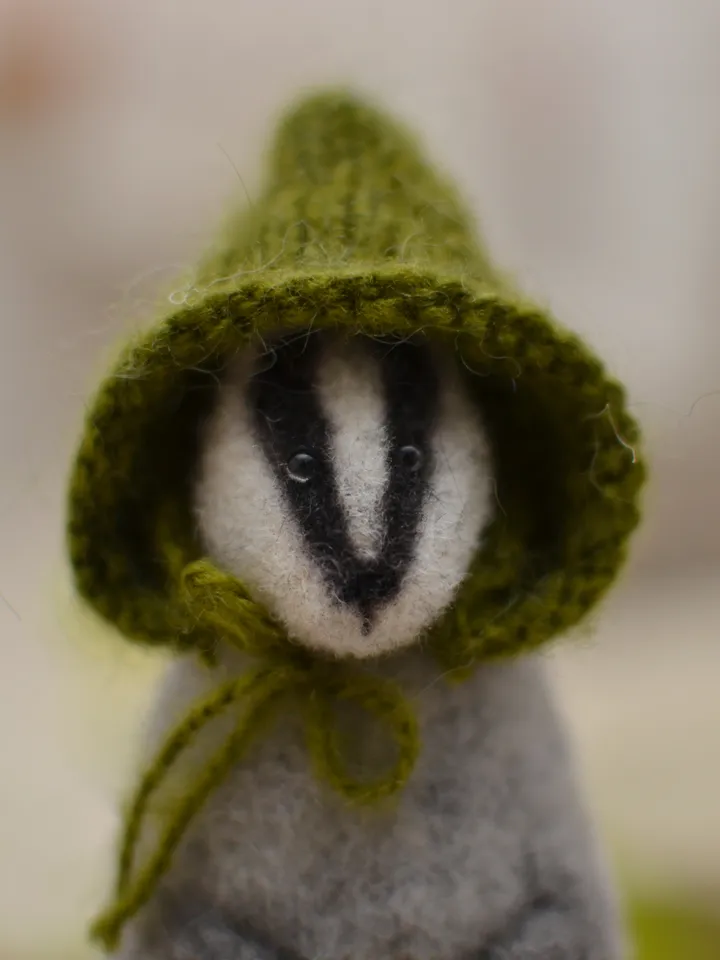 Badger Miron handmade toy made of wool, tea with lemon
