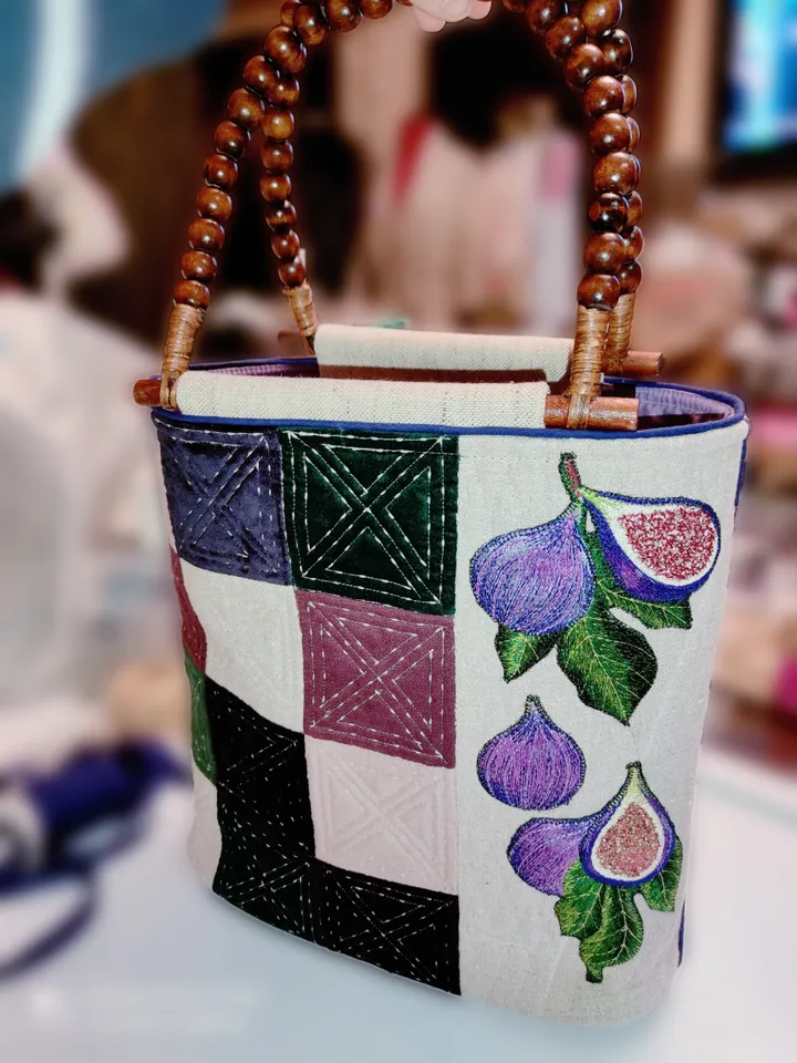 Embroidery of fig fruits and leaves will ideally complement images and accessories in oriental style