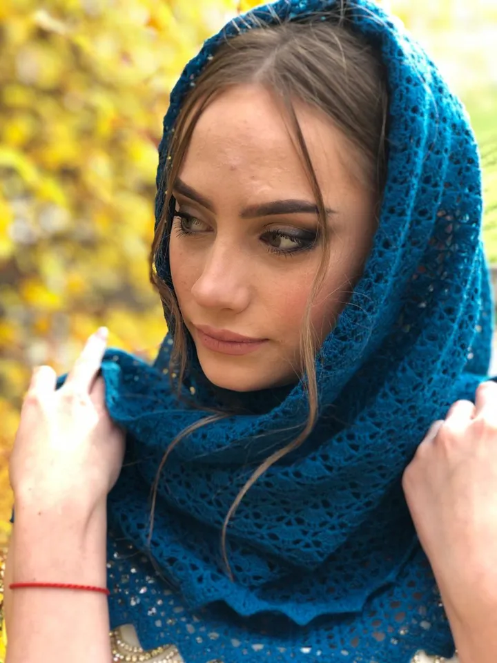 Navy blue bridal cape handmade, 30th birthday gift for women, lace bridal shrug, mother in law gift, merino wool shawl
