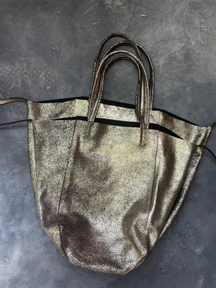 Genuine leather gold tote shopper big bag / everyday purse / handmade bags / designer bags / metallic summer bag / gift for her
