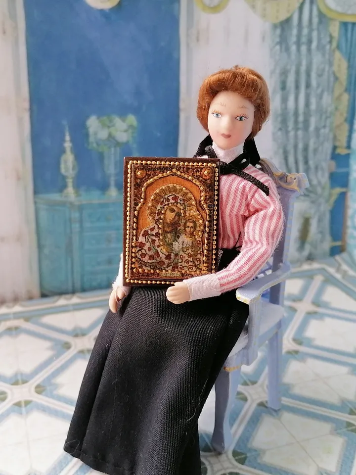 Miniature icon. Christmas icon.1:12 scale.Dollhouse miniature. Christmas. 1:12.Handmade.