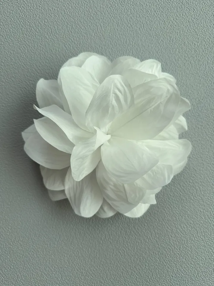 Flower brooch "Mary"