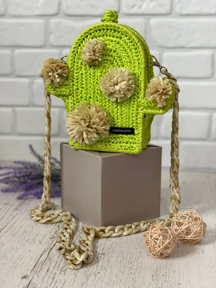 Green bag cactus, small crossbody purse, boho cottagecore bag, wallet crossbody, crossbody box bag, vegan phone crossbody, woven, drawstring