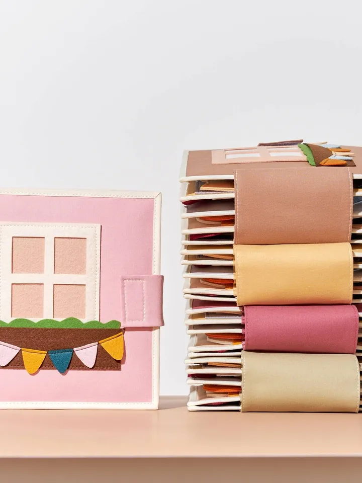 quiet book dollhouse, felt book 8 pages, 1 year old girl gift, gifts for kids, first birthday gift for girl, baptism gift, kinderkrama