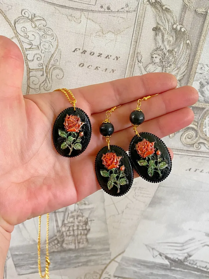 Vintage handmade jewelry set.