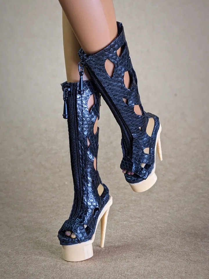 Handmade high heels shoes of genuine snakeskin for 16-inch Fashion Royalty doll (FR16)