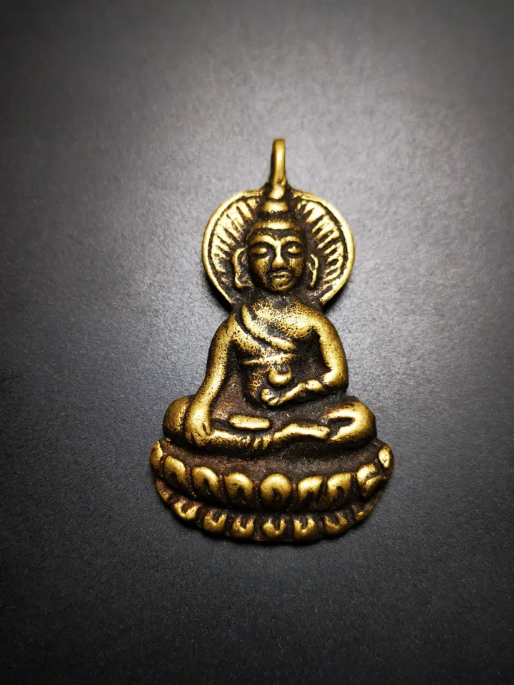 Gandhanra Antique Tibetan Buddhist Amulet Pendant,Bhaisajyaguru,Medicine Buddha,50 Years Old