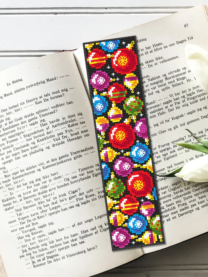 Holiday bookmark cross stitch pattern download PDF Christmas ball cross stitch Christmas handmade bookmark, Embroidery bookmark pattern #B93