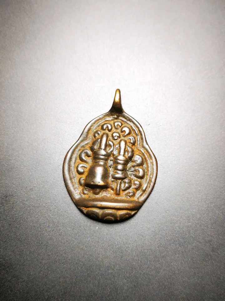 Gandhanra Antique Tibetan Buddhist Protective Amulet Pendant,A Tibetan vajra (club) and tribu (bell),80 years old
