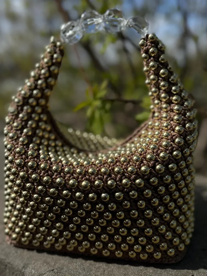 Crochet pattern beaded handbag PDF digital instant download and video tutorial, shoulder bead bag, woman crossbody, top handle, small purse