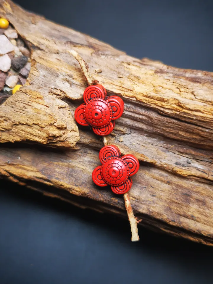 Gandhanra Handmade Antique Tibetan Amulet,Mini Flower Bead Pendant for Mala,Made of Cinnabar