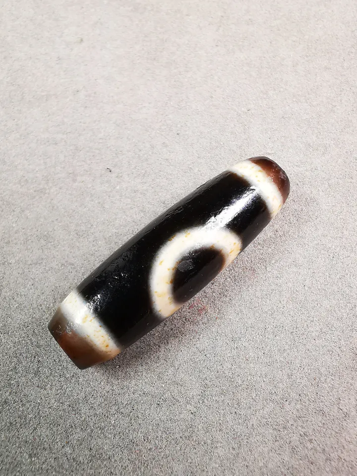 Gandhanra Tibetan Heaven & Earth Dzi Bead,Tibetan Chung,Protective Amulet,Small Size 35*10 mm