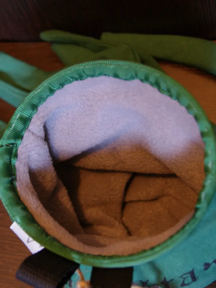 Chalk bag Cthulhu for rock climbing
