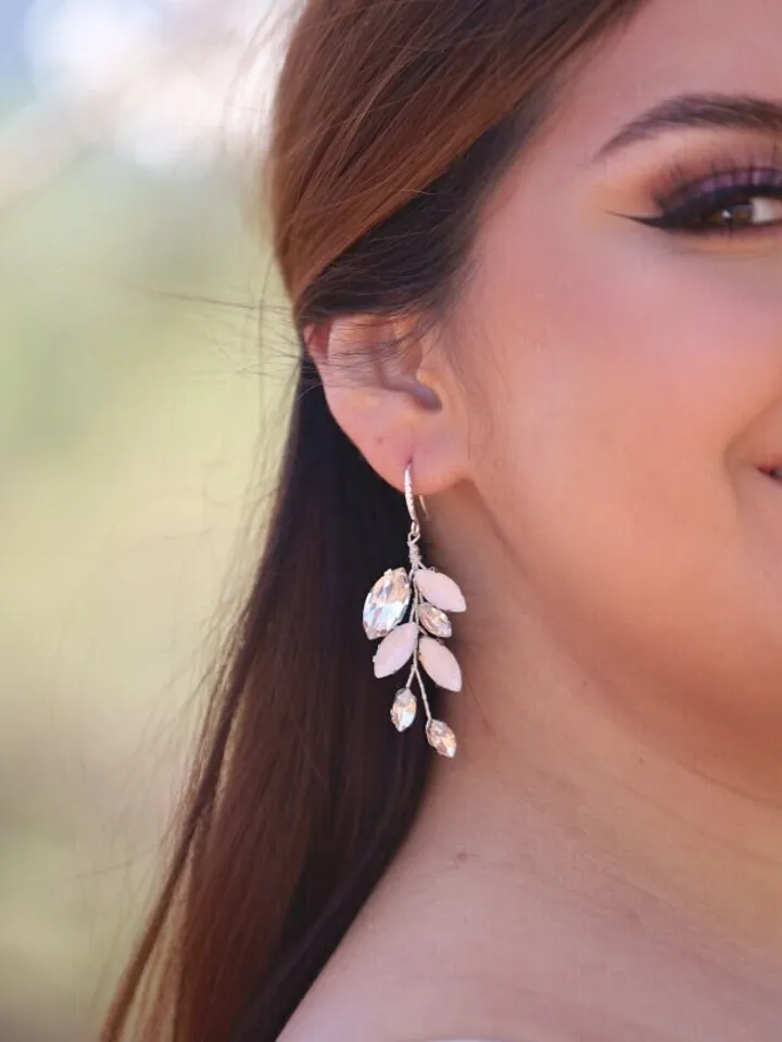 Boho Wedding Earrings, White Opal Silver Crystal Bridal Earrings, Chandelier Statement Wedding Earrings, Statement Wedding Jewelry Jewellery