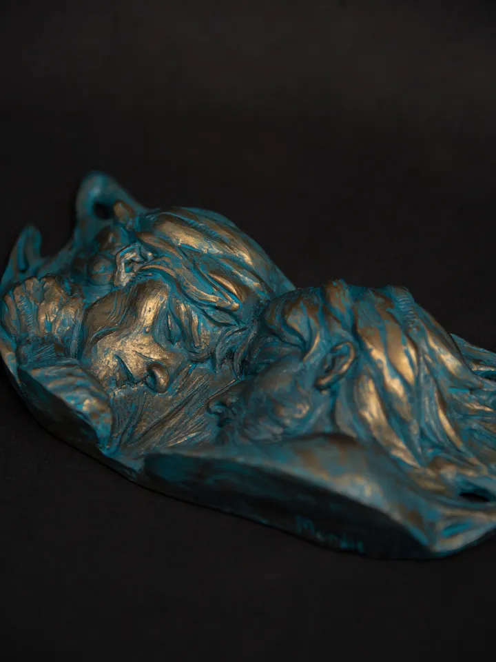 Bas-relief of Viktor and Jayce from "Arcane"