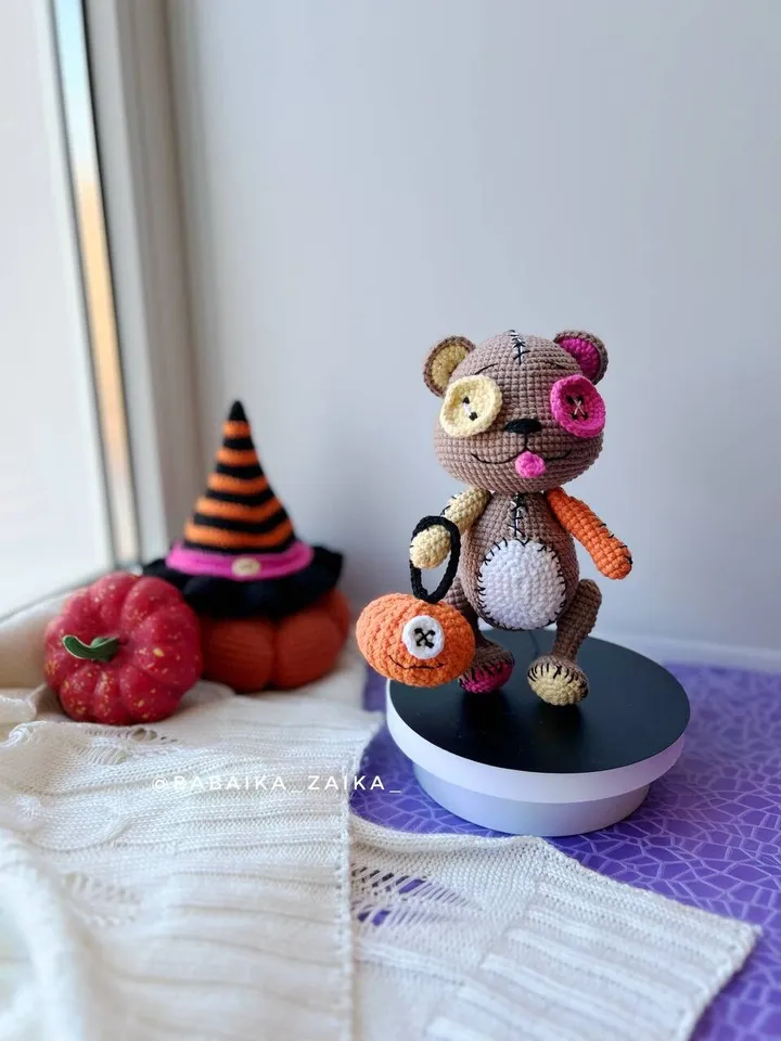 PDF Crochet Bear with a Pumpkin crochet pattern, Halloween amigurumi, Amigurumi Pumpkin monster, Amigurumi Bear patrón en español