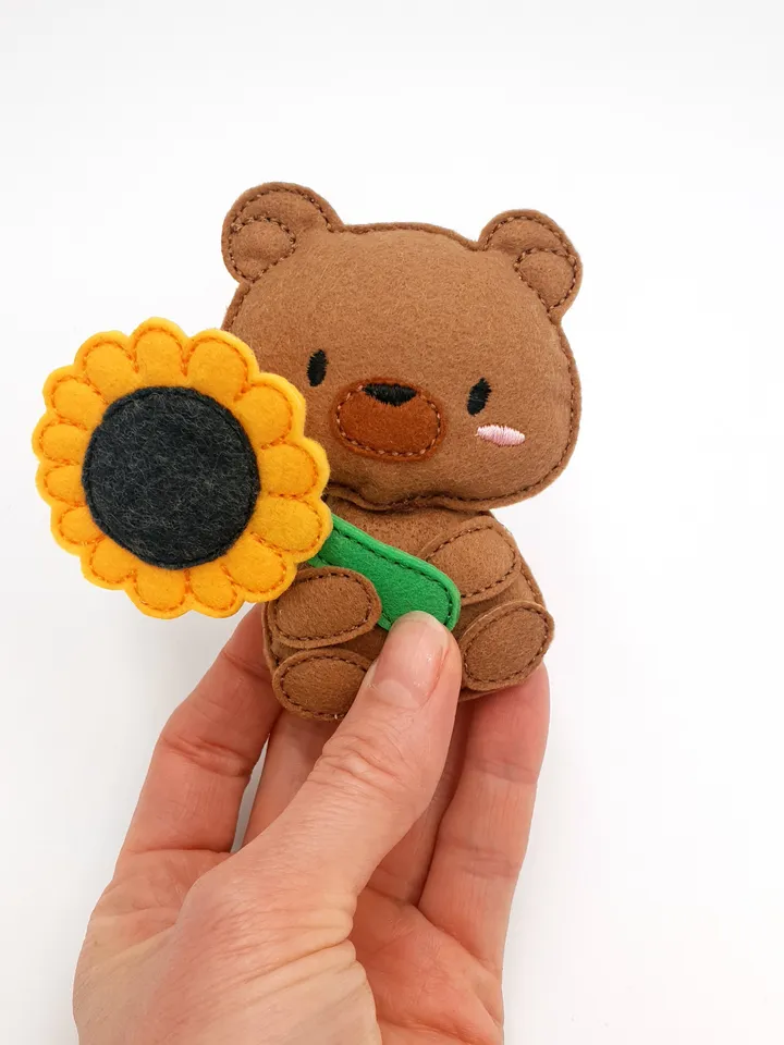 ITH Bear with Sunflower Embroidery Design, Felt Stuffed Animal Teddy & Flower Toy Pattern, 4x4 Hoop Digital File