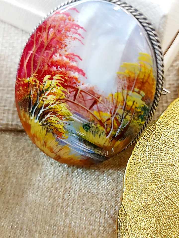 Brooches for women: Fall season in enchanted forest on pearl brooch • Red and orange handmade seashell pin • Dainty bright brooch for dress